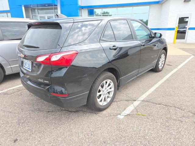Photo of 2021 Mosaic Black Metallic Chevrolet Equinox
