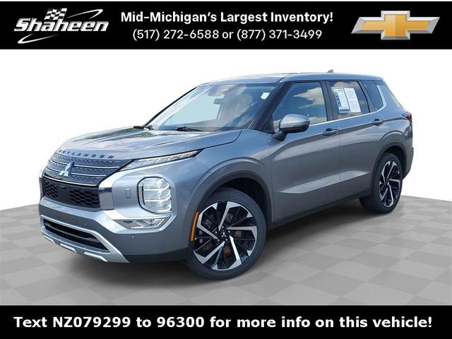 Photo of 2022 Mercury Gray Metallic Mitsubishi Outlander
