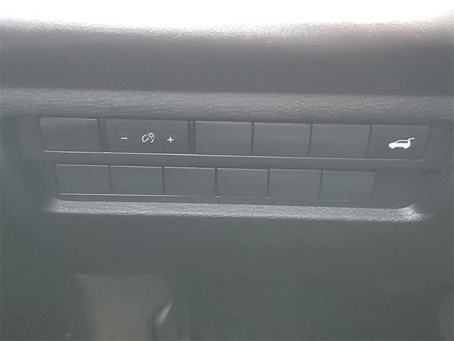 Photo of 2022 Mercury Gray Metallic Mitsubishi Outlander
