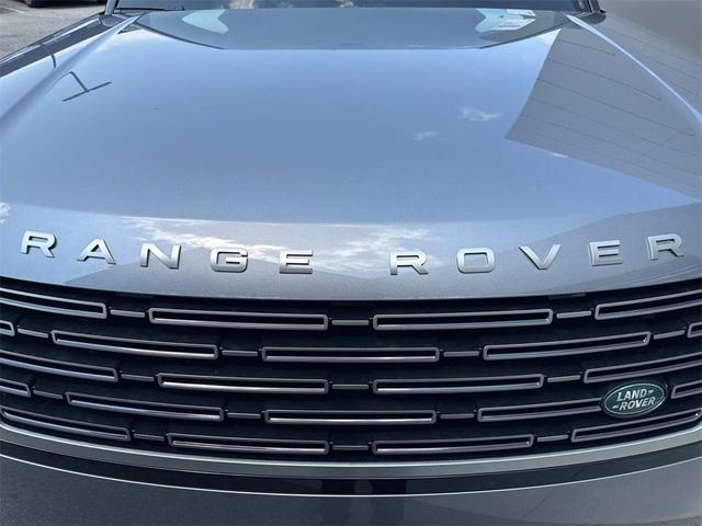 Photo of 2025 Gray Land Rover Range Rover