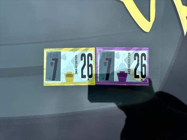 Photo of 2021 GRAY Dodge Charger