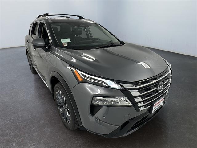 Photo of 2026 Gun Metallic Nissan Rogue