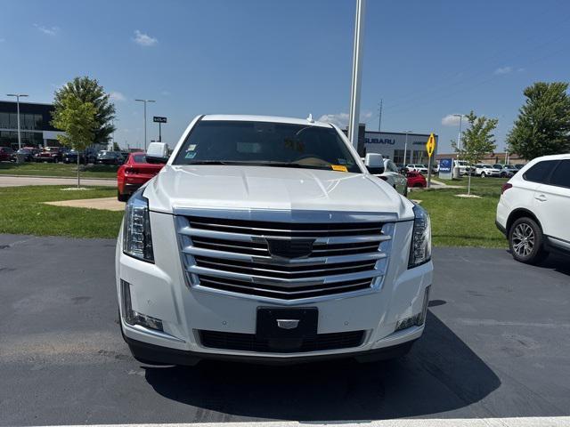 Photo of 2017 Crystal White Tricoat Cadillac Escalade ESV