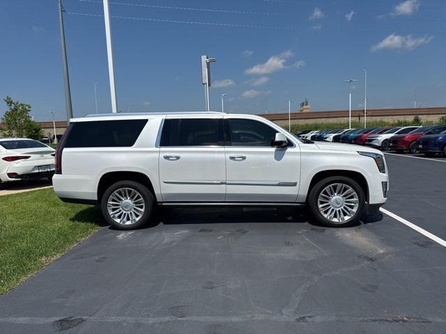 Photo of 2017 Crystal White Tricoat Cadillac Escalade ESV