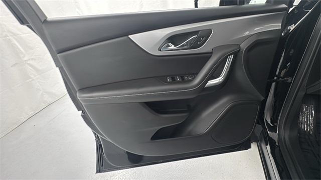 Photo of 2024 Black Chevrolet Blazer