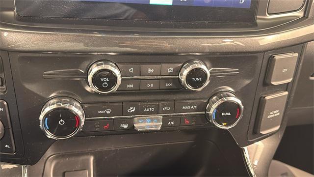 Photo of 2022 Agate Black Metallic Ford F-150