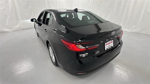 Photo of 2025 Midnight Black Metallic Toyota Camry