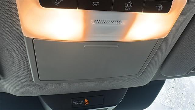 Photo of 2023 Scarlet Ember Tintcoat Nissan Pathfinder