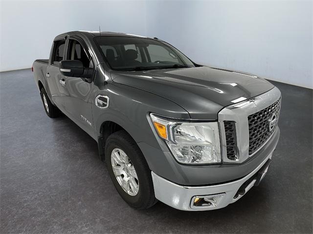 2017 Nissan Titan