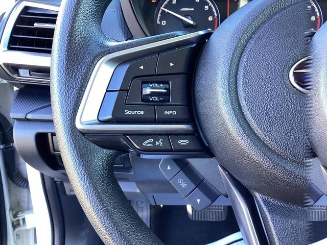 Photo of 2022 Crystal White Pearl Subaru Forester