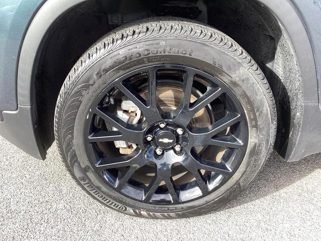Photo of 2022 Shadow Gray Metallic Chevrolet Trax