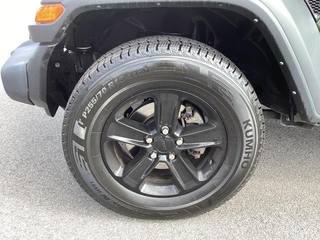 Photo of 2021 Sarge Green Clearcoat Jeep Wrangler Unlimited