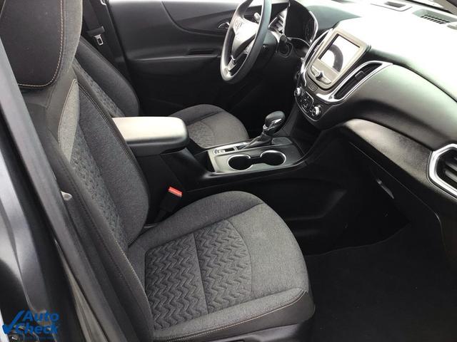 Photo of 2022 Iron Gray Metallic Chevrolet Equinox