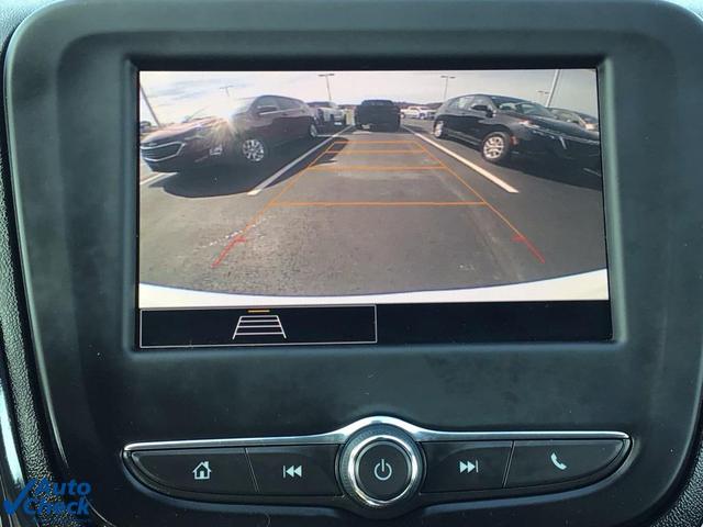 Photo of 2022 Summit White Chevrolet Equinox