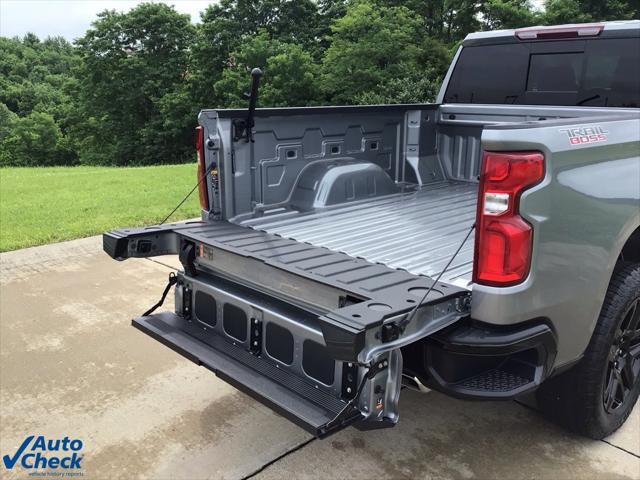 Photo of 2025 Sterling Gray Metallic Chevrolet Silverado 1500