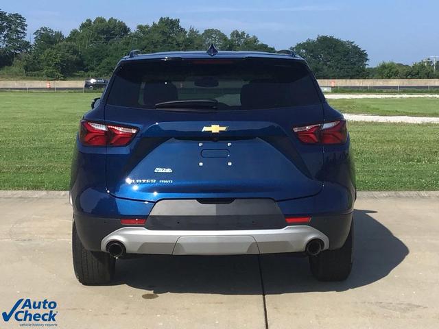 Photo of 2022 Blue Glow Metallic Chevrolet Blazer