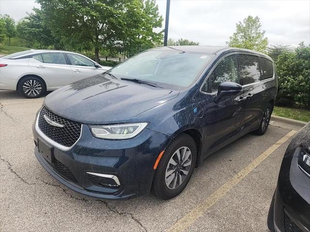 2022 Chrysler Pacifica Hybrid