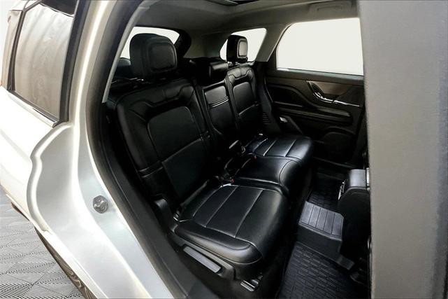 Photo of 2022 Pristine White Lincoln Corsair