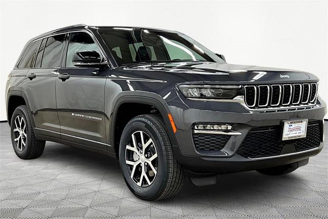 Photo of 2025 Metallic Jeep Grand Cherokee