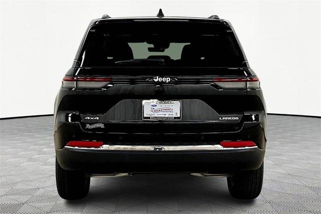 Photo of 2025 Diamond Black Jeep Grand Cherokee