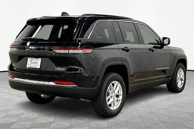 Photo of 2025 Diamond Black Jeep Grand Cherokee