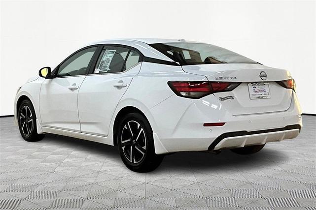 Photo of 2024 Cloud White Nissan Sentra