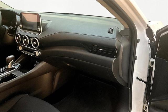 Photo of 2024 Cloud White Nissan Sentra