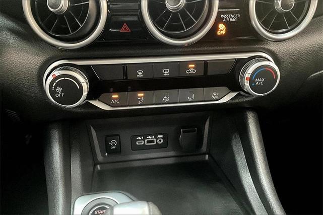 Photo of 2024 Cloud White Nissan Sentra