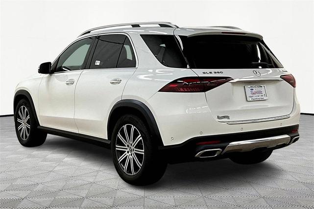 Photo of 2024 Polar White Mercedes-Benz GLE 350