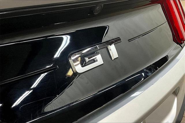Photo of 2018 Ingot Silver Ford Mustang