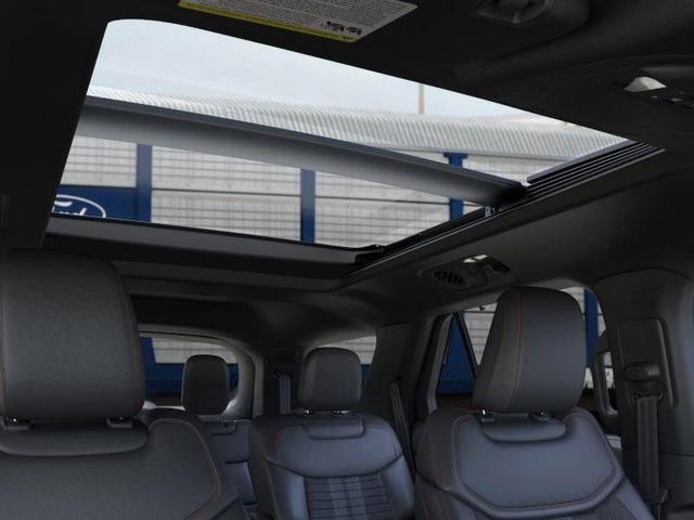 Photo of 2025 Carbonized Gray Metallic Ford Explorer