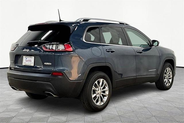 Photo of 2020 Slate Blue Pearlcoat Jeep Cherokee