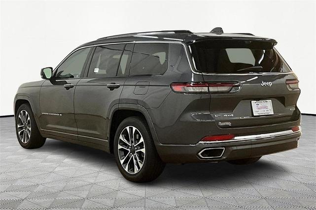 Photo of 2022 Metallic Jeep Grand Cherokee L