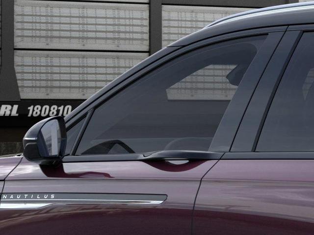 Photo of 2025 Diamond Red Lincoln Nautilus