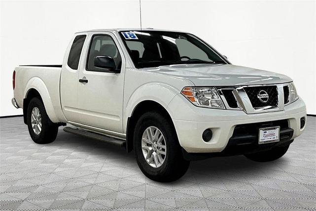 Photo of 2018 Glacier White Nissan Frontier