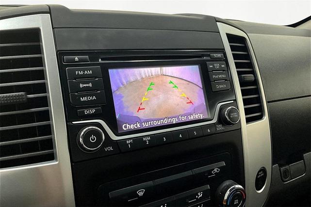 Photo of 2018 Glacier White Nissan Frontier