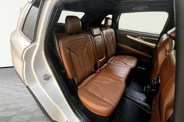 Photo of 2022 Pristine White Lincoln Nautilus