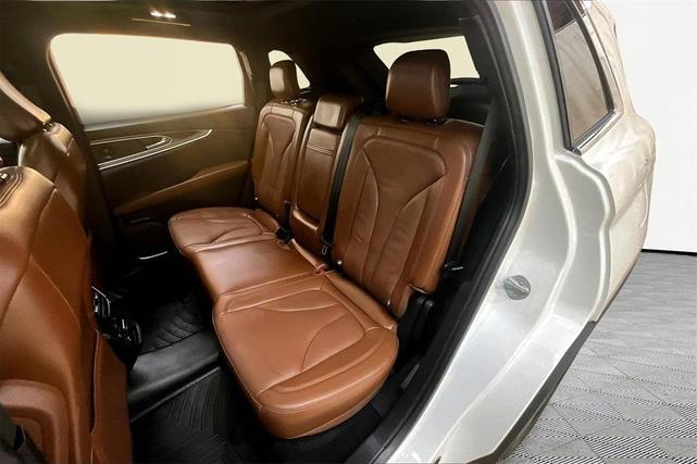 Photo of 2022 Pristine White Lincoln Nautilus