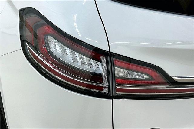 Photo of 2022 Pristine White Lincoln Nautilus