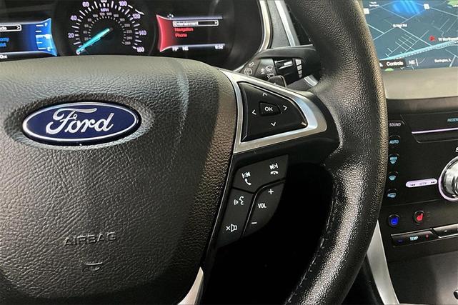 Photo of 2018 Burgundy Velvet Metallic Tinted Clearcoat Ford Edge