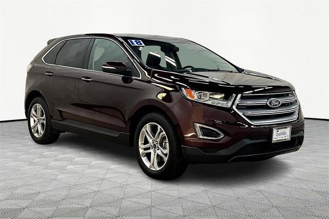Photo of 2018 Burgundy Velvet Metallic Tinted Clearcoat Ford Edge