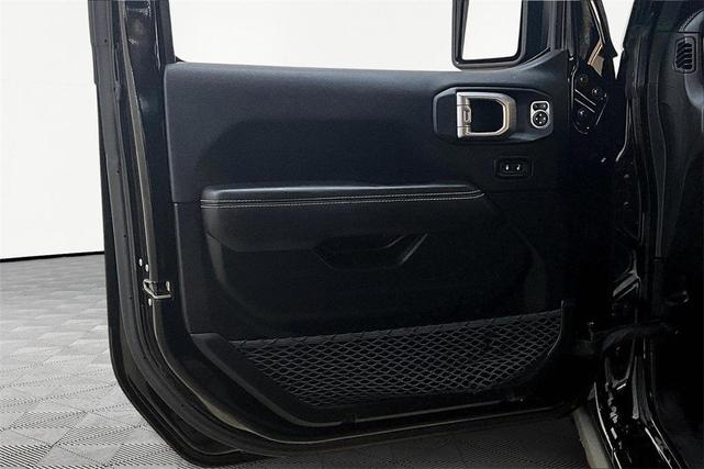 Photo of 2020 Black Clearcoat Jeep Wrangler Unlimited