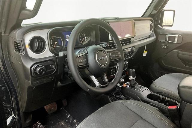 Photo of 2025 Fathom Blue Pearlcoat Jeep Wrangler