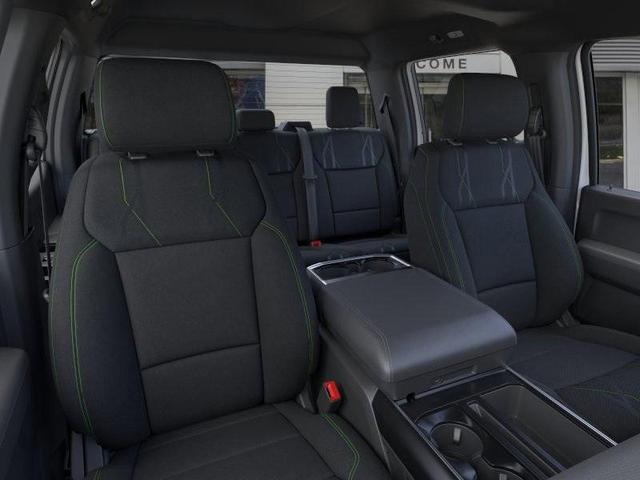 Photo of 2025 Oxford White Ford F-150