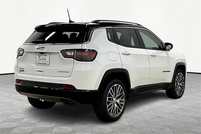 Photo of 2022 Bright White Clearcoat Jeep Compass