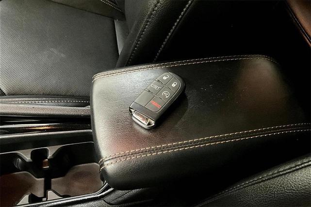 Photo of 2022 Bright White Clearcoat Jeep Compass