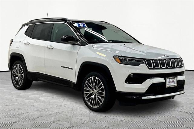 Photo of 2022 Bright White Clearcoat Jeep Compass