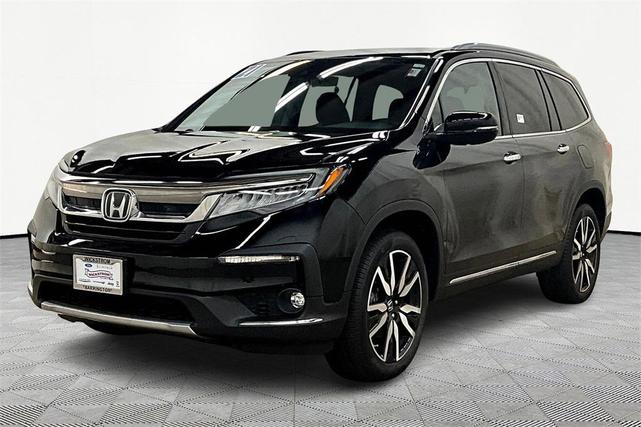 Photo of 2021 Black Honda Pilot