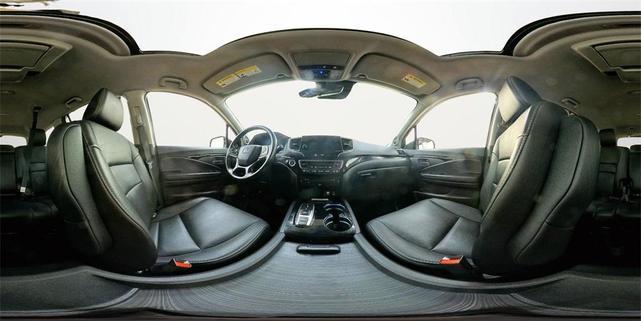 Photo of 2021 Black Honda Pilot