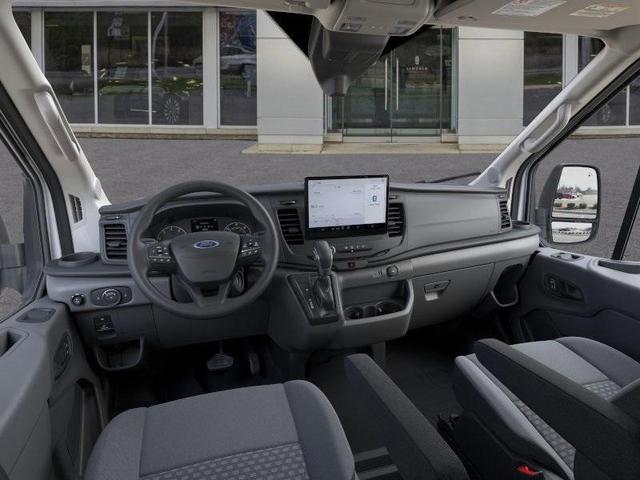Photo of 2025 Oxford White Ford Transit-250